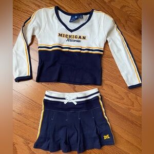 Girls sz 3 RED OAK SPORTSWEAR  MICHIGAN WOLVERINES CHEERLEADER OUTFIT, LIKE NEW